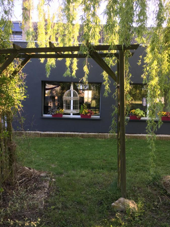 Agathe Et Titi Marigny-les-Reullee Exterior foto